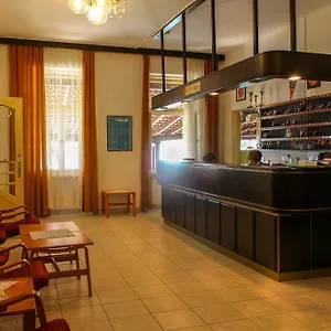 2* Hotel Riviera