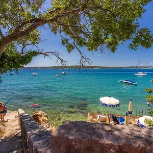 Lucia 2 Apartman