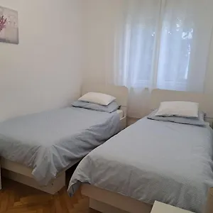  Apartament Ani
